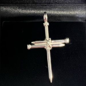 925 Silver Nail Cross Pendant Unisex